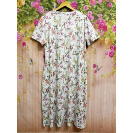 Plus Size Fit and Flare Floral Print Midi Dress with Pockets - Crew Neck, Short Sleeves, Medium Stretch, and Flared Hem - Perfect for Weekend Casual Summer Outings