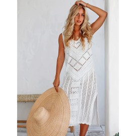 Plus Size Chic Split Hem Knit Dress - Flattering V-Neck, Sleeveless Design - Perfect for Casual Elegance